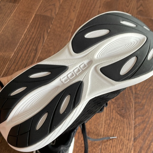 Practically new Topos Atmos size 7.5 - Picture 7 of 8